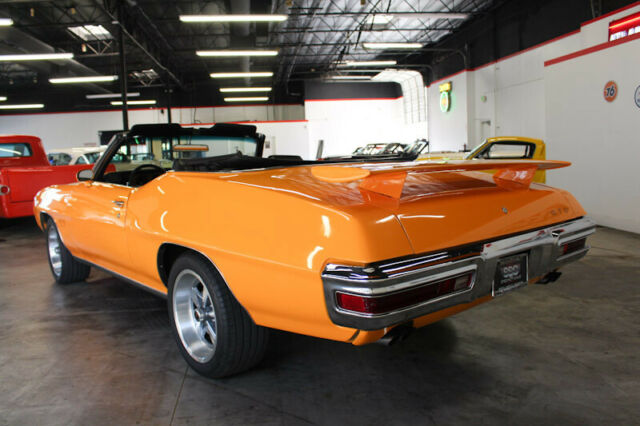 Pontiac GTO 1970 image number 10