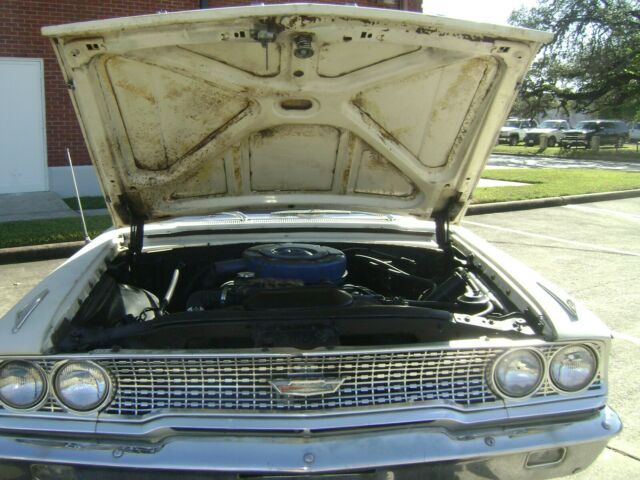 Ford Galaxie 1963 image number 21