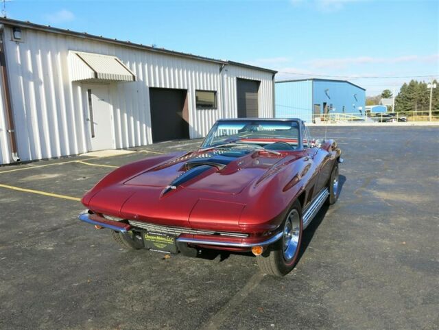 Chevrolet Corvette Convertible, 1967 image number 21