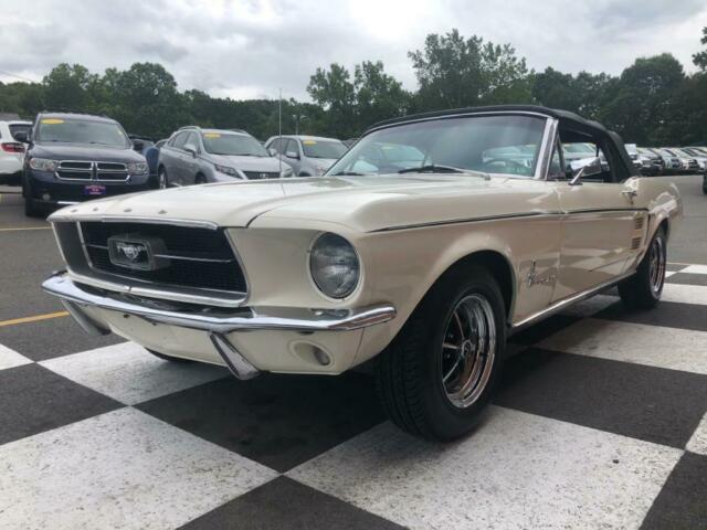 Ford Mustang 1967 image number 10