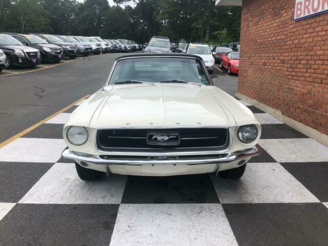 Ford Mustang 1967 image number 29