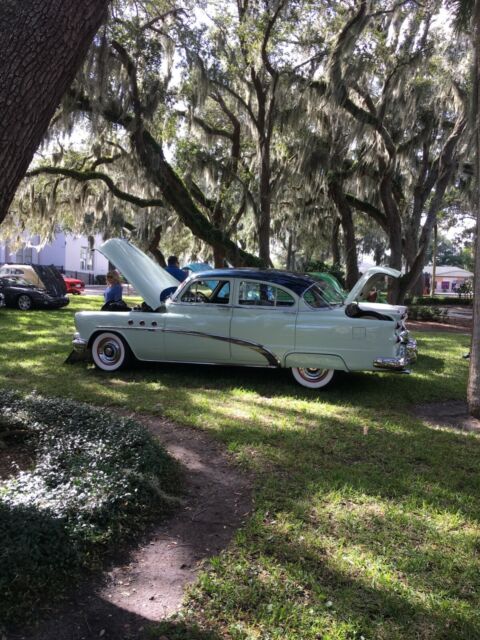 Buick Series 40 1953 image number 19