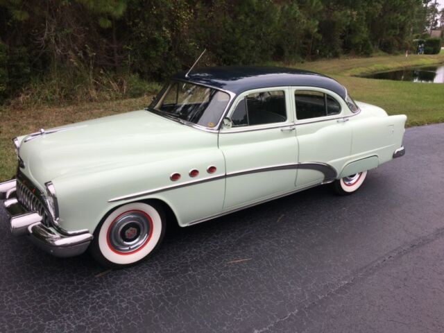 Buick Series 40 1953 image number 31