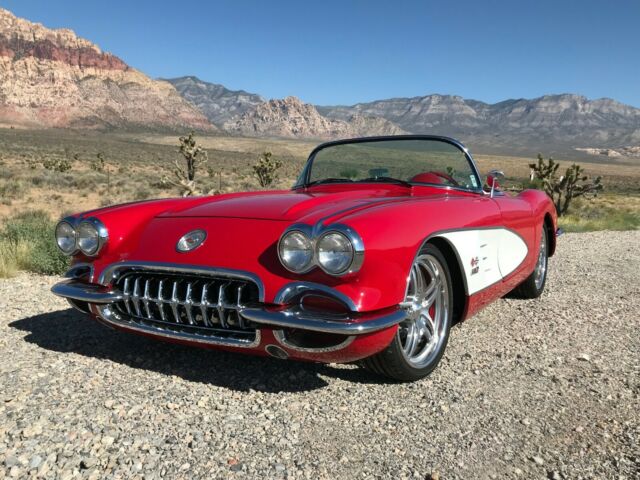 Chevrolet Corvette 1959 image number 16