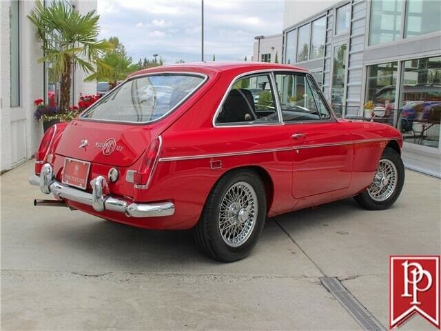 MG MGB 1969 image number 13