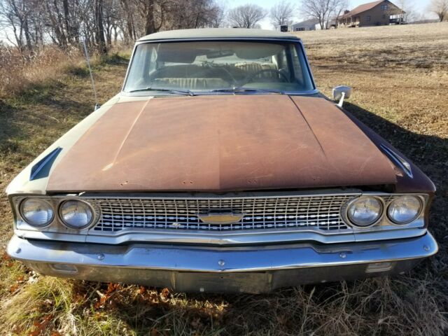 Ford Galaxie 1963 image number 1