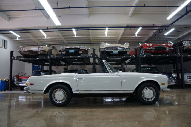 Mercedes-Benz 280SL Roadster 1969 image number 29