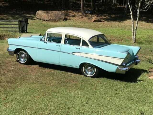 Chevrolet Bel Air/150/210 1957 image number 9