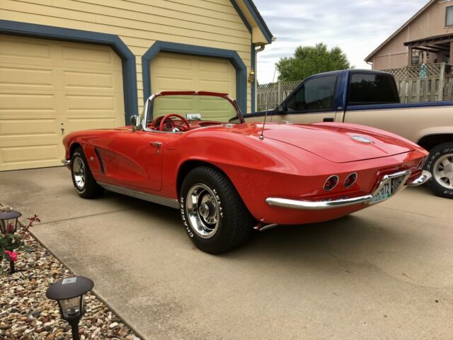 Chevrolet Corvette 1962 image number 2