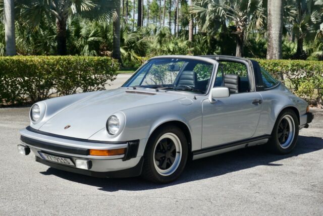 Porsche 911 1977 image number 27