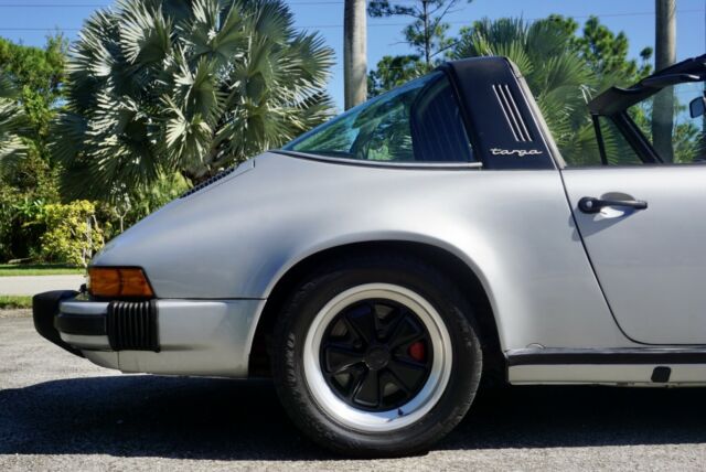 Porsche 911 1977 image number 34