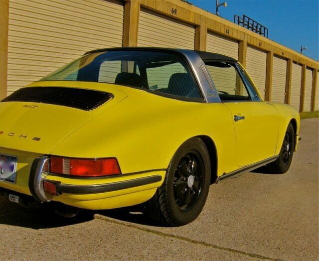 Porsche 911 1970 image number 19