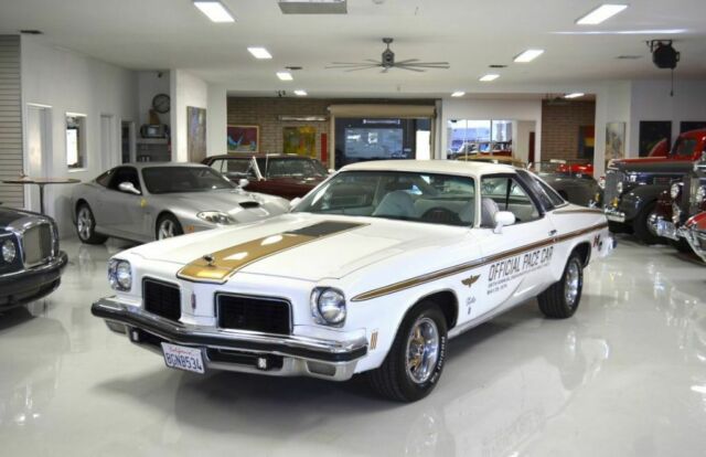 Oldsmobile 455 Hurst W30 1974 image number 1