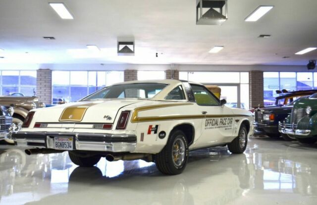 Oldsmobile 455 Hurst W30 1974 image number 11