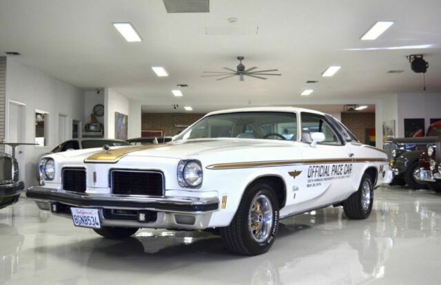 Oldsmobile 455 Hurst W30 1974 image number 2