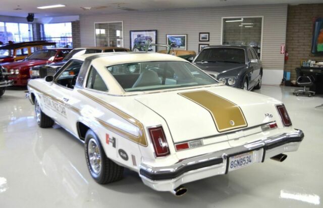 Oldsmobile 455 Hurst W30 1974 image number 31