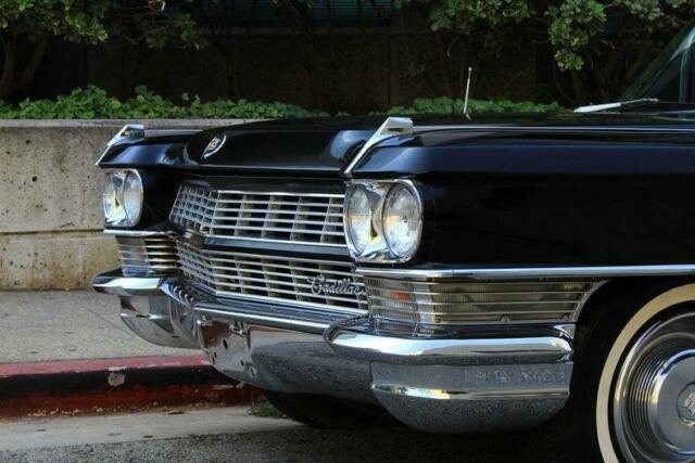 Cadillac Fleetwood 1964 image number 44