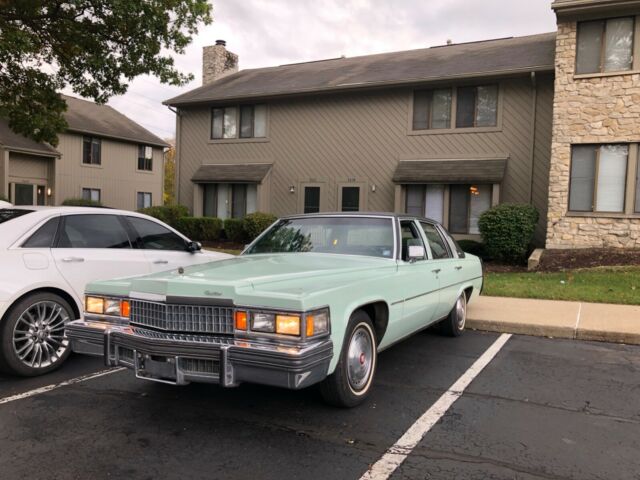 Cadillac DeVille 1978 image number 18