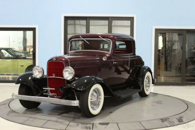 Ford 3 Window Coupe 1932 image number 0