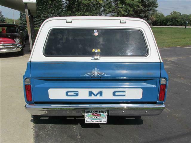 GMC Jimmy 1972 image number 15