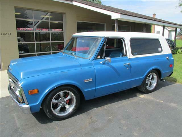 GMC Jimmy 1972 image number 27