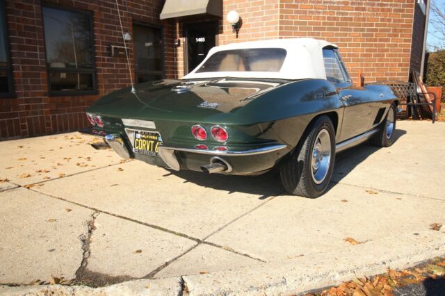 Chevrolet Corvette 1967 image number 28