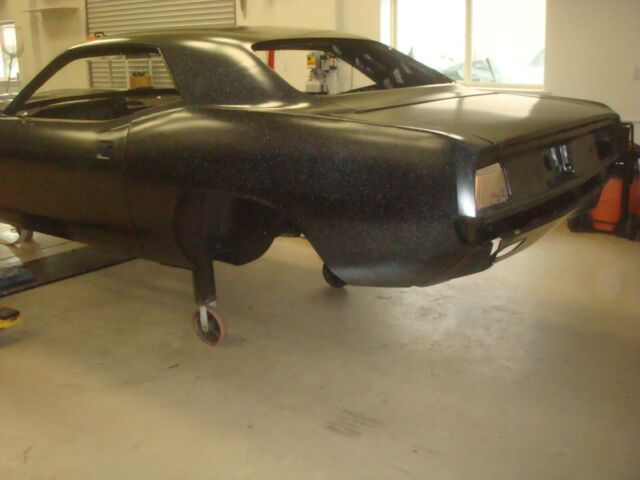 Plymouth Barracuda 1970 image number 2