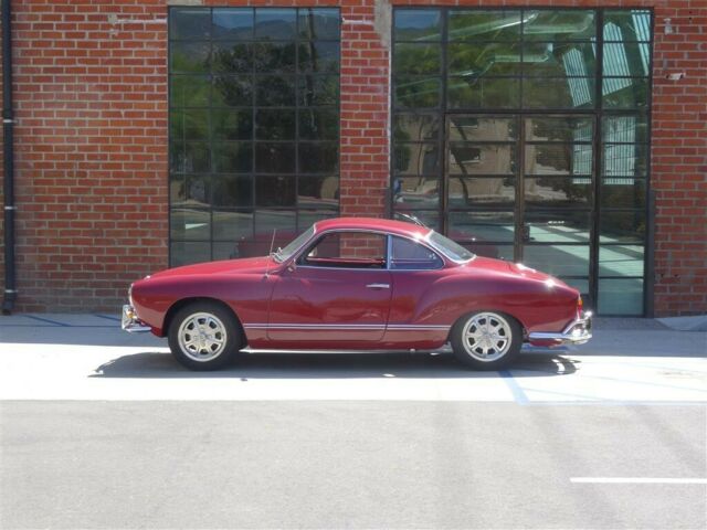 Volkswagen Karmann Ghia 1968 image number 0