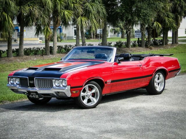 Oldsmobile Cutlass 1970 image number 2