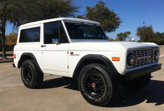 Ford Bronco 1977 image number 1