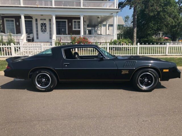 Chevrolet Camaro 1978 image number 30