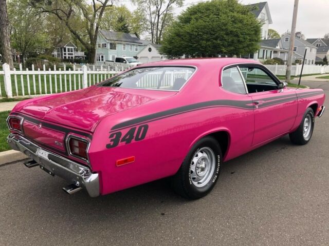 Plymouth Duster 1973 image number 32