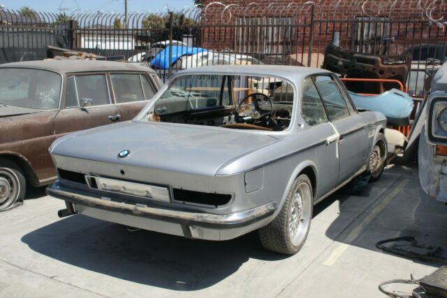 BMW 3-Series 1972 image number 1