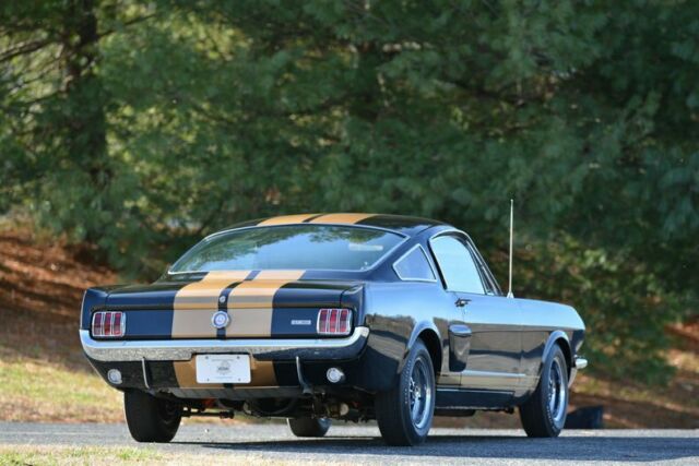 Shelby GT350-H 1966 image number 32