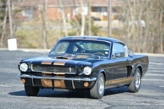 Shelby GT350-H 1966 image number 39