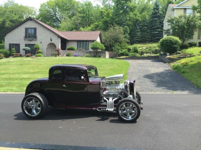 Ford 5 Window Coupe 1932 image number 19