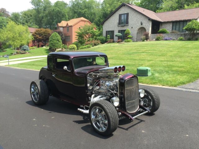 Ford 5 Window Coupe 1932 image number 22