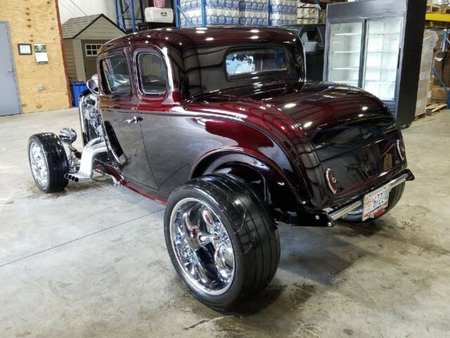 Ford 5 Window Coupe 1932 image number 36