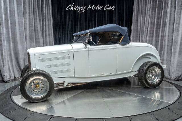 Ford Custom Roadster 1932 image number 0