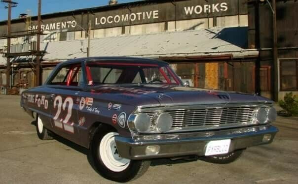 Ford Galaxie 1964 image number 18