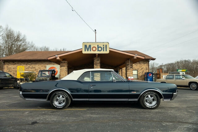 Oldsmobile Cutlass 1967 image number 7