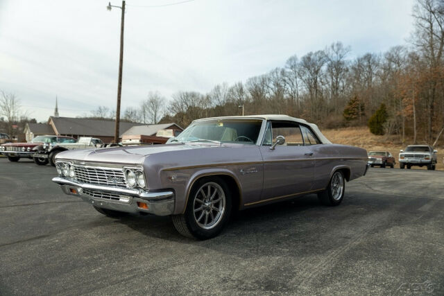 Chevrolet Impala 1966 image number 2