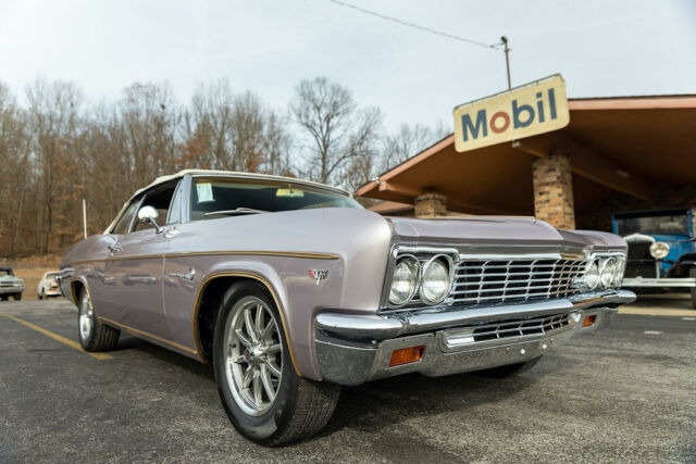 Chevrolet Impala 1966 image number 32