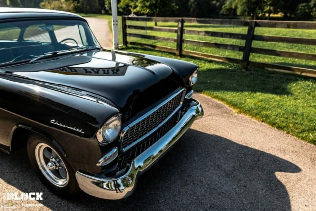 Chevrolet Bel Air/150/210 1955 image number 2