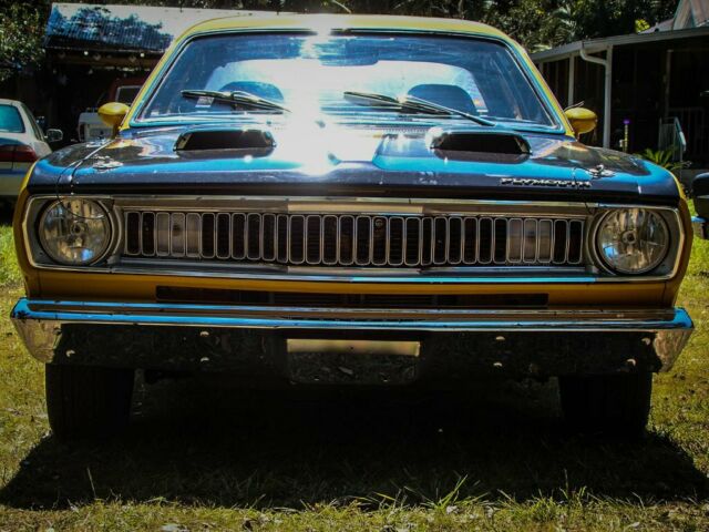 Plymouth Duster 1971 image number 13