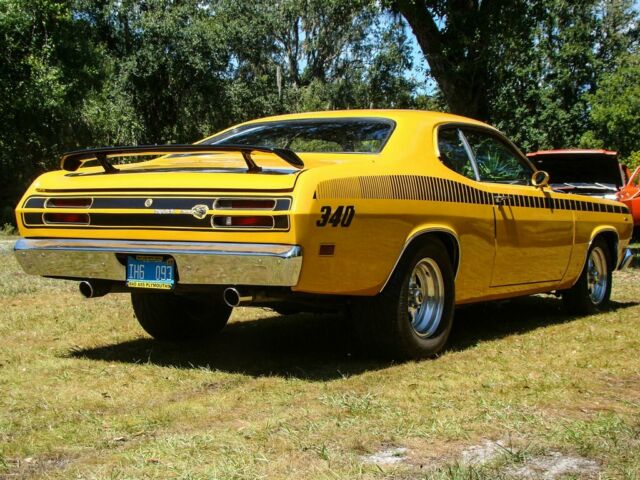 Plymouth Duster 1971 image number 9