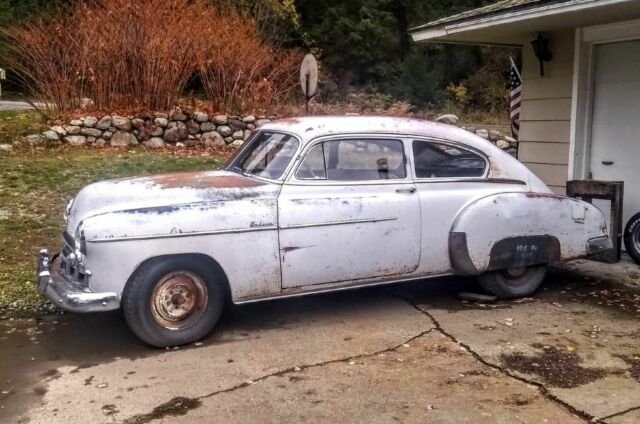 Chevrolet Fleetline 1949 image number 1