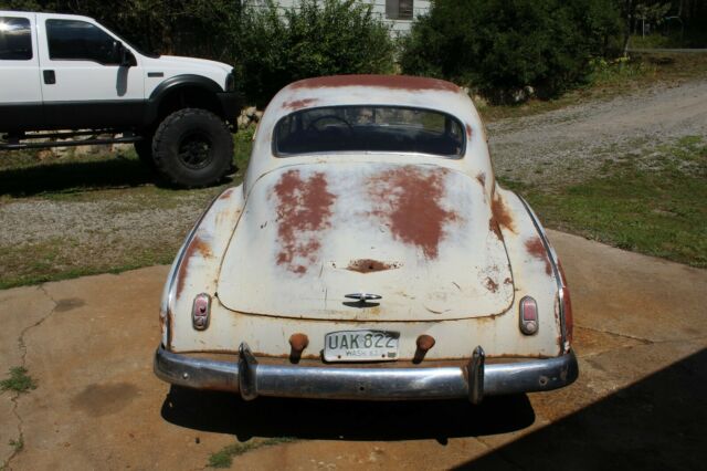 Chevrolet Fleetline 1949 image number 22