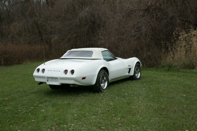 Chevrolet Corvette 1974 image number 18