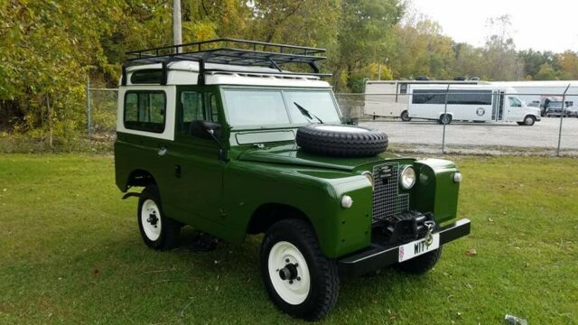 Land Rover Defender 1963 image number 0